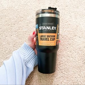 NWT! Stanley Travel Tumblr